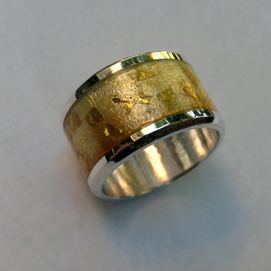 gorgeous warm golds ring